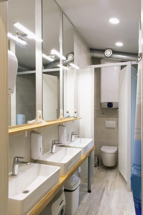 Gravitas Hostel Сплит Екстериор снимка